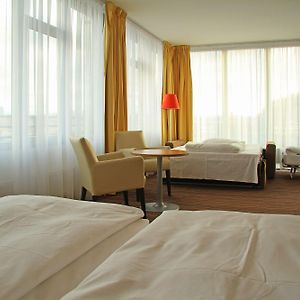 Zimmer mit zwei Einzelbetten